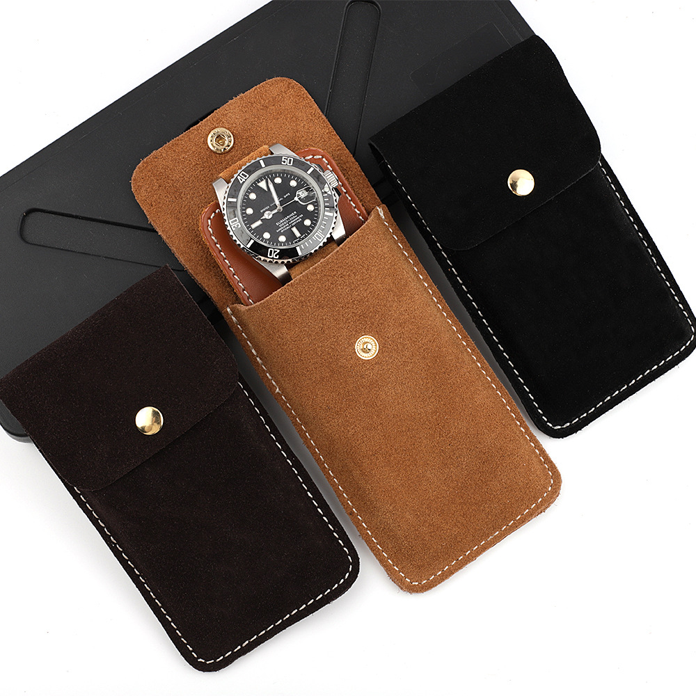 Travel.Accessories News - Skórzana etui na zegarek z zamszu,