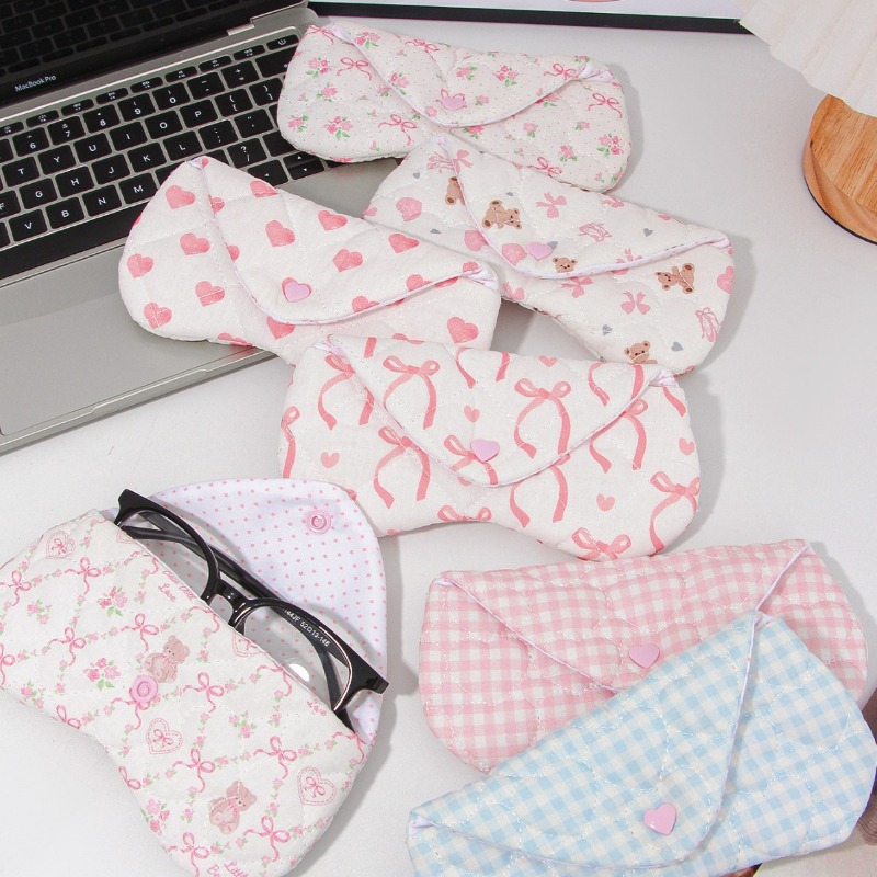 Travel Accessories Pouch For Women - Etui na okulary w koreańską kratę