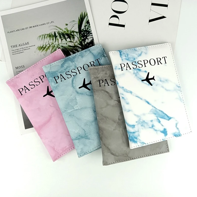 Travel Accessories On Plane - Okładka na paszport ze skóry PU,