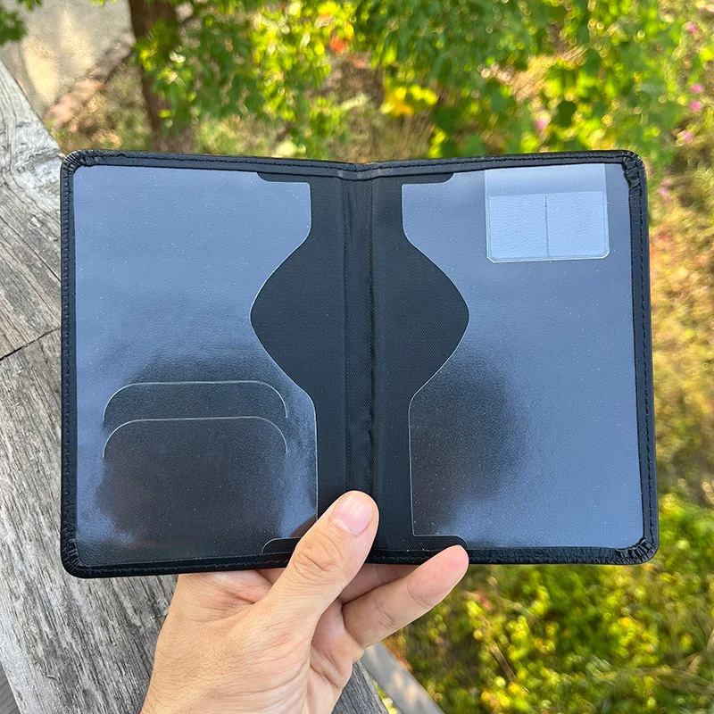 Etui na paszport Holandia, okł – Travel Accessories Italy recenzja i cena