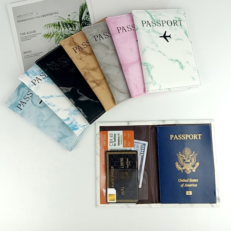 Okładka na paszport ze skóry P – Travel Accessories On Plane recenzja i cena