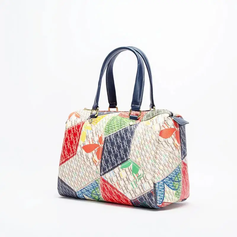 Torebka typu bucket bag CH, lu – Travel Accessories Luxury Brands recenzja i cena