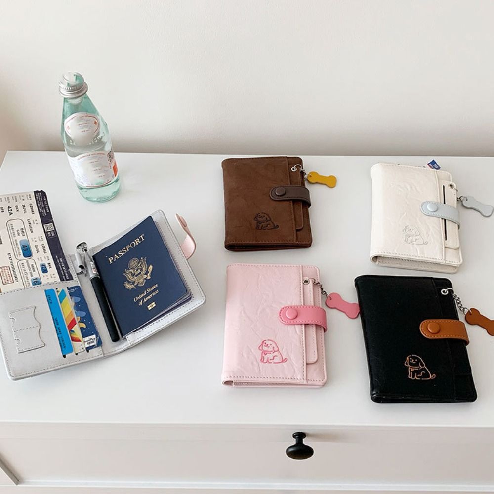 Etui na karty, portfel na pasz – Travel Accessories Passport Holder recenzja i cena