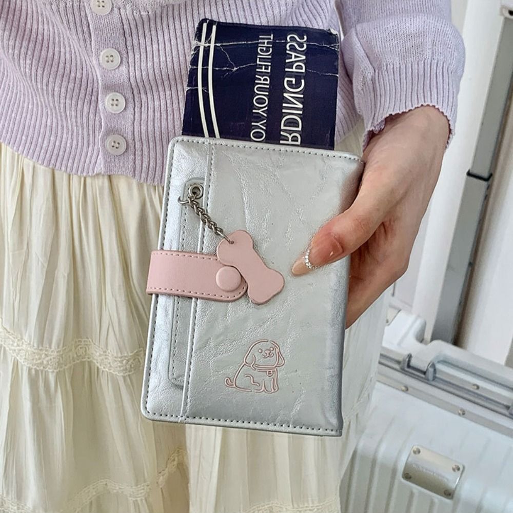 Etui na karty, portfel na pasz – Travel Accessories Passport Holder recenzja i cena